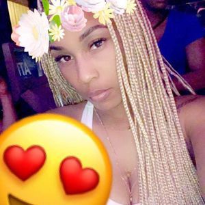 Meet your Posher, Kymberly